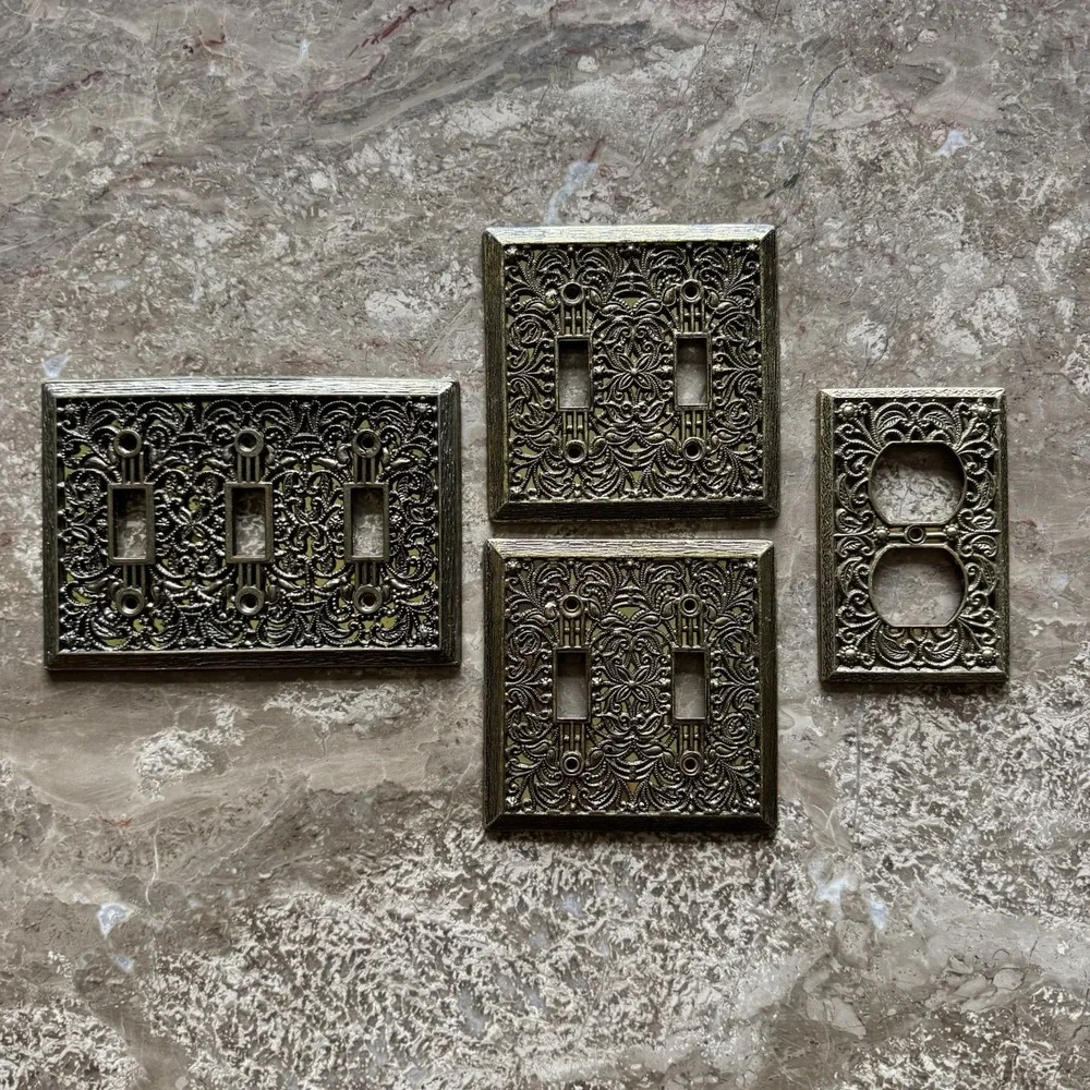 Ornate Filigree Switch Plate/Outlet Cover Lot Of  4 Hollywood Regency Gold Brass